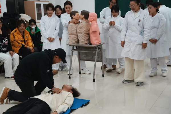 https://liaoning.eol.cn/lngd/202412/W020241211596537868888.png https://liaoning.eol.cn/lngd/202412/W020241211596537868888.png