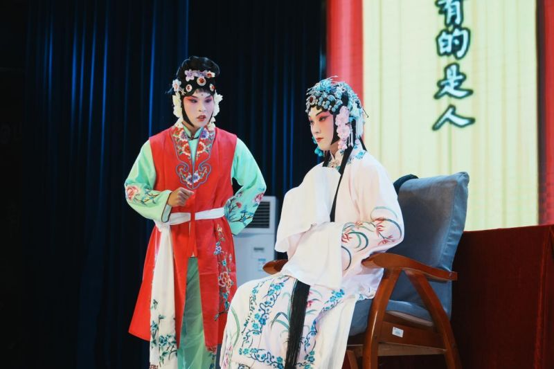 https://liaoning.eol.cn/lngd/202412/W020241206589173130394.png