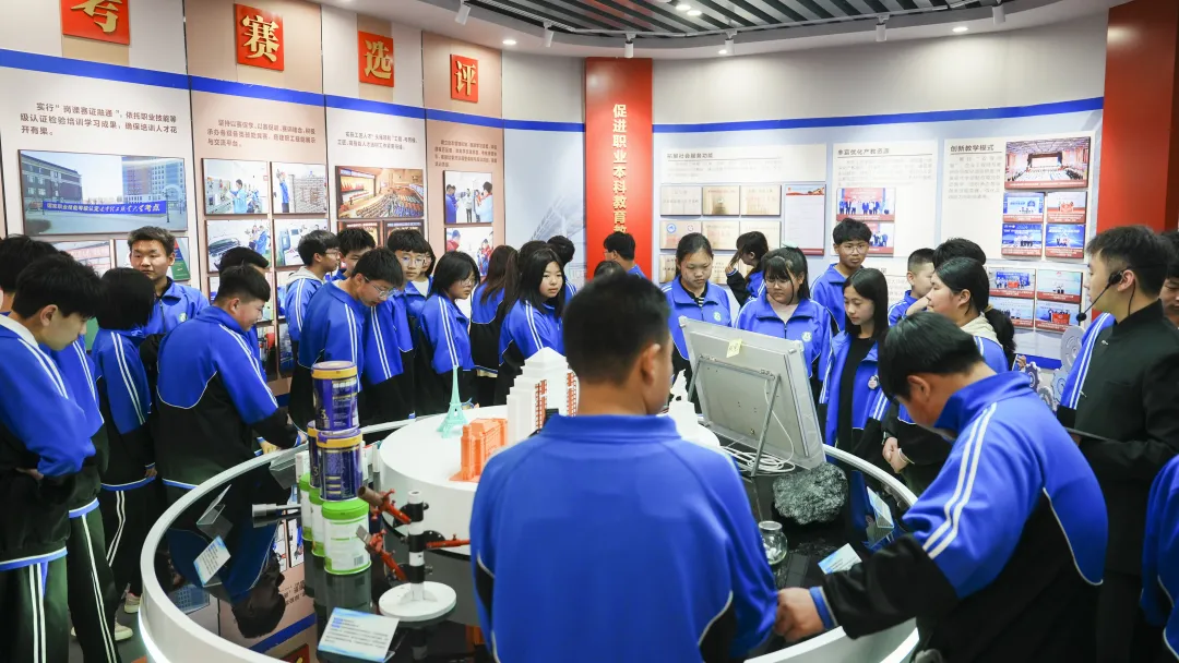 图片 图片